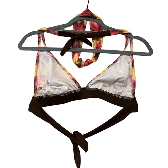 Venus bikini top size D - Picture 2 of 5